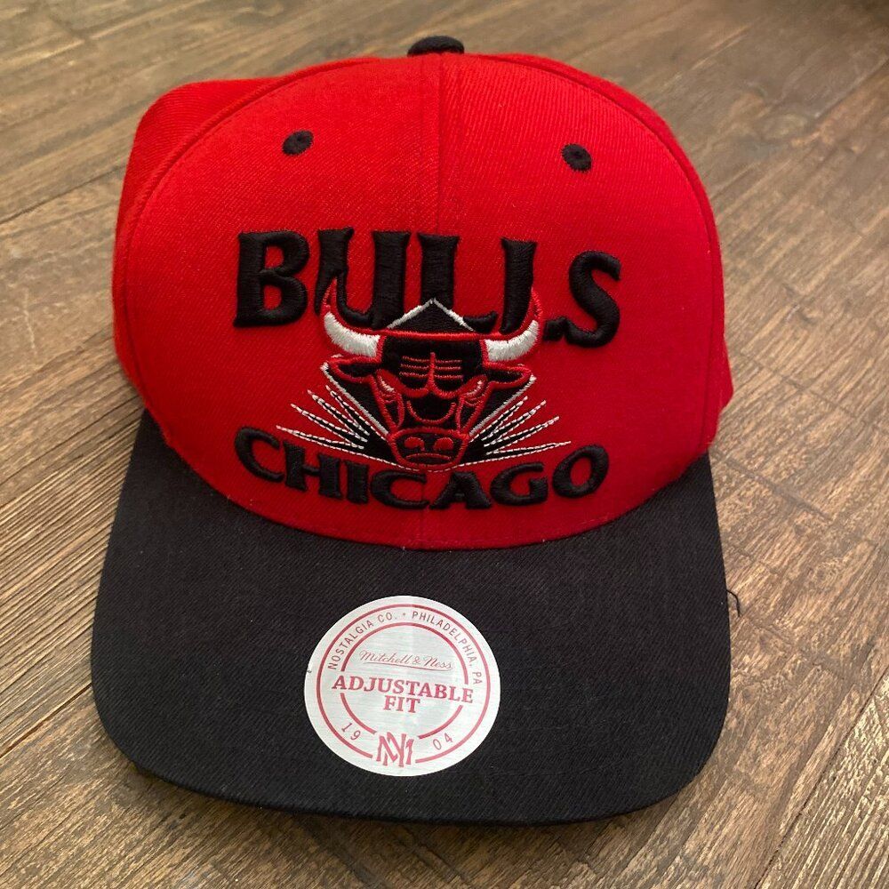 Chicago Bulls Basketball NBA Mitchell & Ness Nostalgia Snapback Cap Hat Men's OS